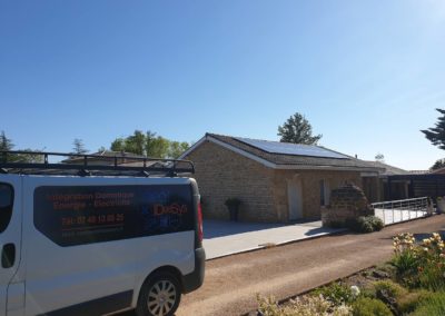 Installation panneaux photovoltaïques maison toiture à limas 69400